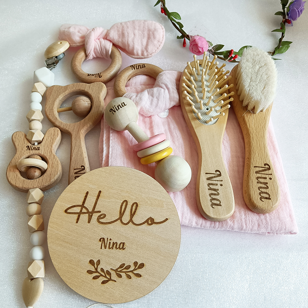8 Pieces Of Personalized Name  - Baby Rattle Toy Set recension och pris