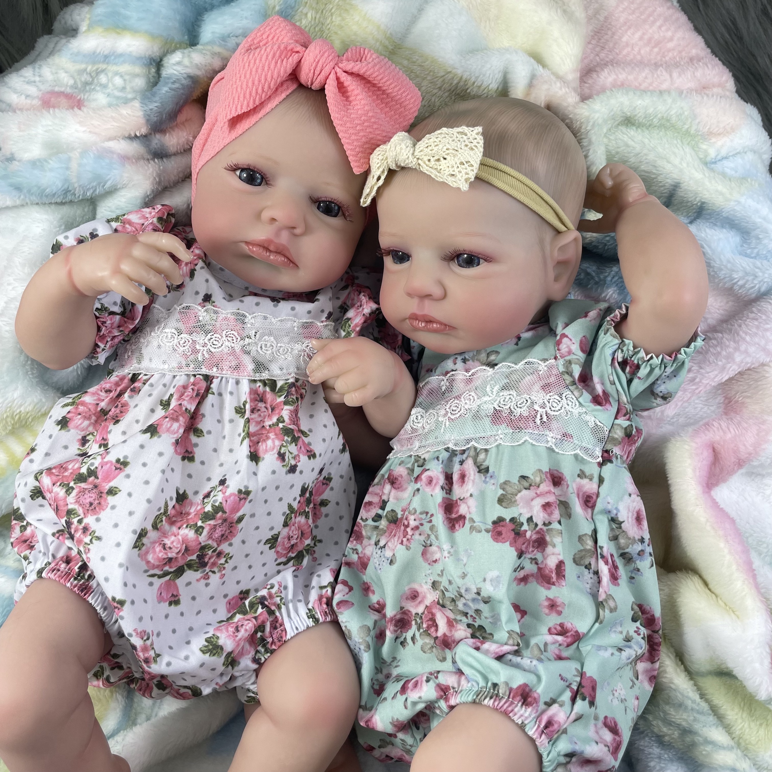 MRB 50CM LouLou Awake Twins Gi - Baby Products Trending recension och pris