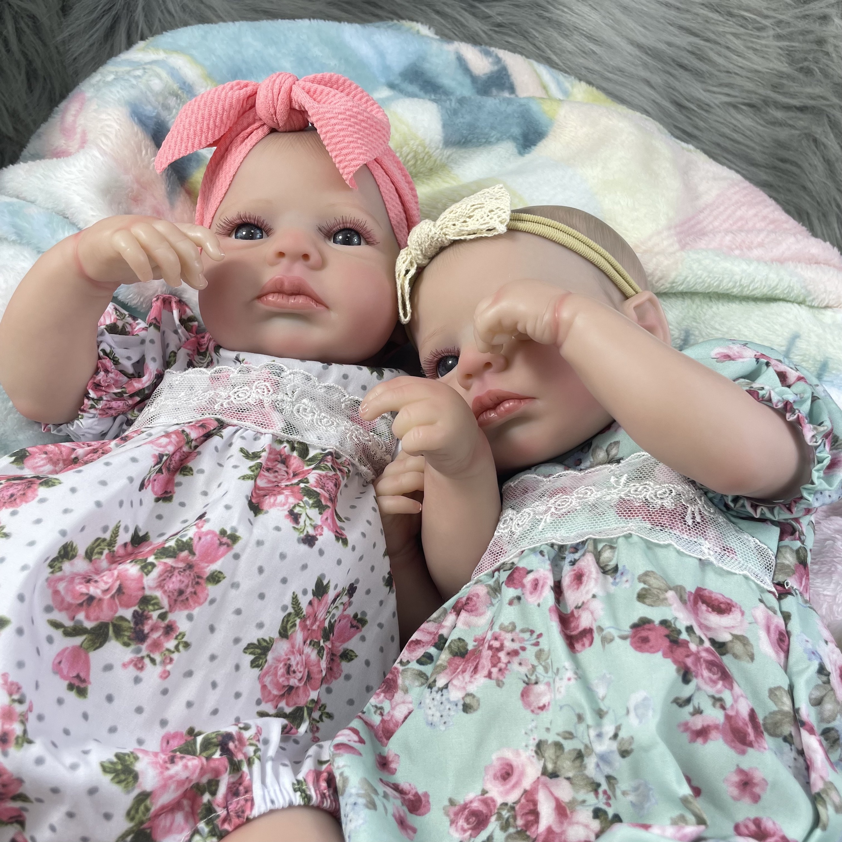MRB 50CM LouLou Awake Twins Gi - Baby Products Trending recension och pris